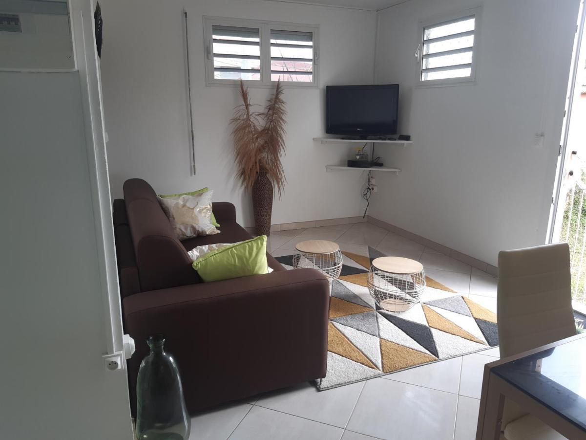 Bella Apartment Gros-Morne ภายนอก รูปภาพ