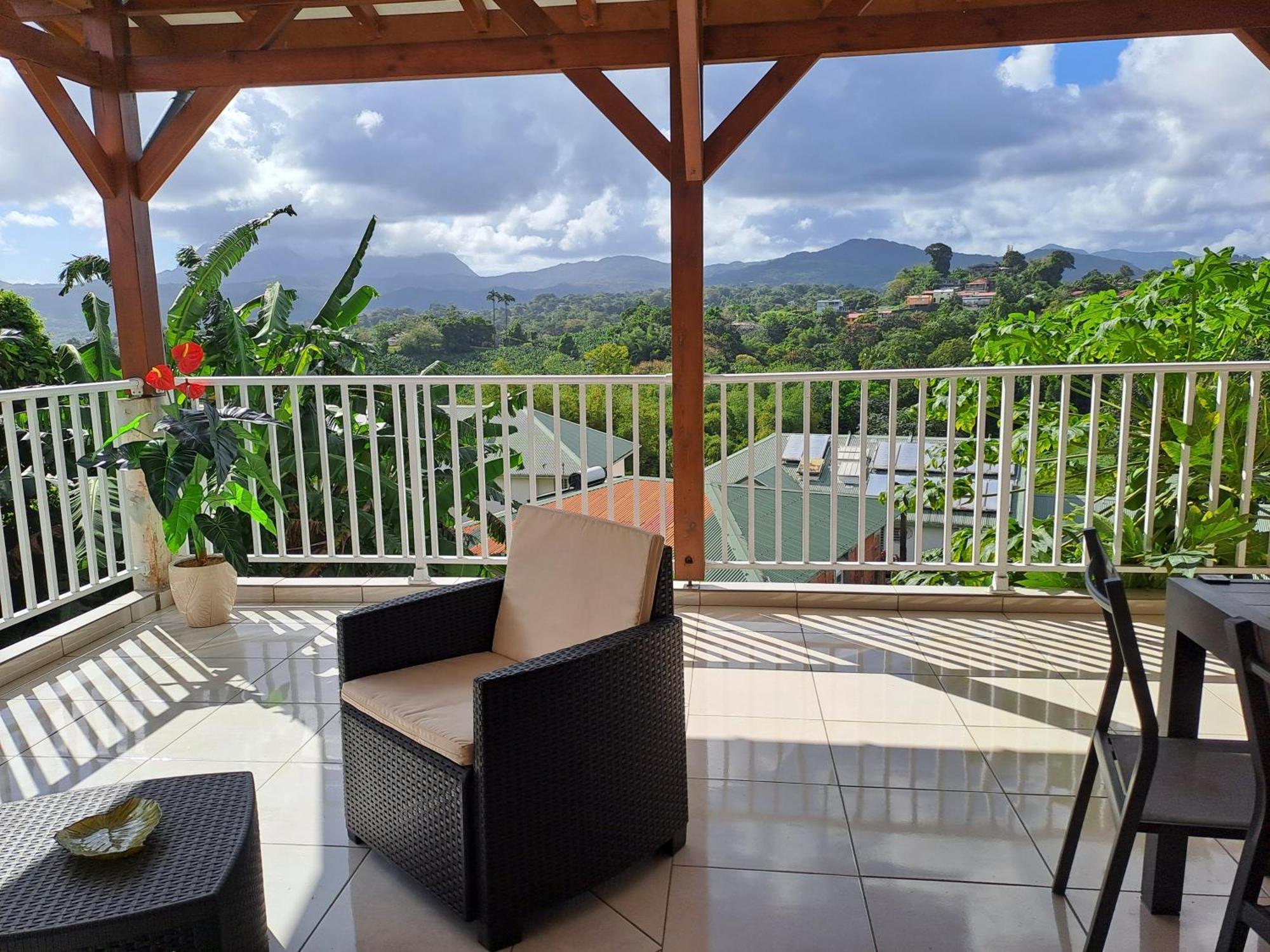 Bella Apartment Gros-Morne ภายนอก รูปภาพ